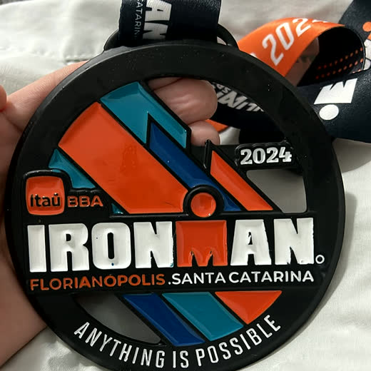 Medalha do Ironman Florianópolis 2024